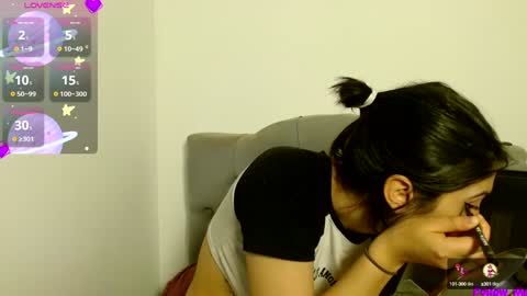 IG   OF red moonn online show from December 2024 10:38:02 AM