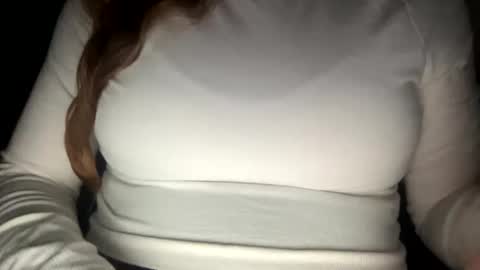 Snapshot of redbeautywithabooty chatting on February 2026 03:27:01 AM redbeautywithabooty online show from February 2026 03:27:01 AM