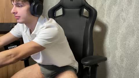 redbullshine online show from October 2025 06:38:02 PM