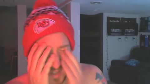 Snapshot of reddawg14 chatting on February 2025 04:05:01 AM reddawg14 online show from February 2025 04:05:01 AM