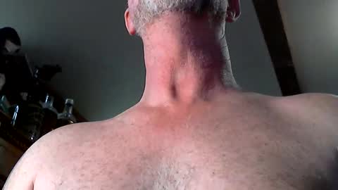 redfox60010 online show from May 2026 05:20:01 PM