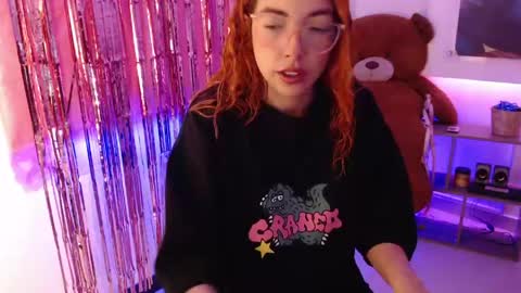 Snapshot of redgirrl_77 chatting on May 2026 11:59:01 AM Mere online show from May 2026 11:59:01 AM