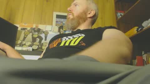 theredhead4fun online show from February 2025 04:34:01 AM