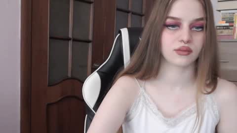 Lily online show from October 2025 01:52:02 AM