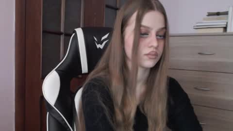 Lily online show from April 2026 02:49:01 AM