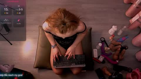 Redhead Shark online show from February 2025 03:39:02 PM