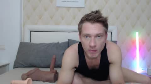 Snapshot of redheadxxl chatting on March 2026 05:05:01 PM Steve Blond online show from March 2026 05:05:01 PM