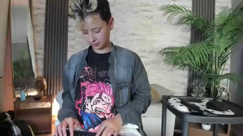 redhood_1_ online show from March 2026 05:40:02 AM