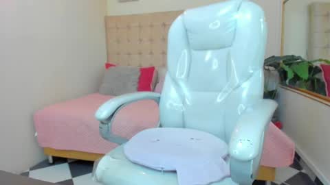 Lupe online show from February 2025 06:50:02 AM