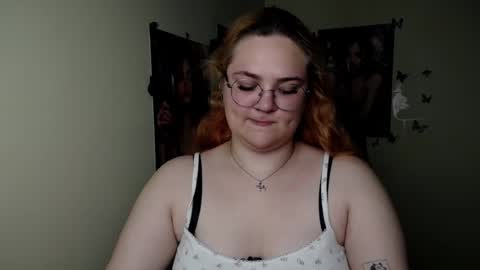 Snapshot of redhotqueen1 chatting on July 2026 12:07:02 PM Rina online show from July 2026 12:07:02 PM
