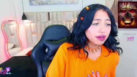 Snapshot of redhotter_ chatting on May 2026 08:06:02 PM Lili Lopez online show from May 2026 08:06:02 PM