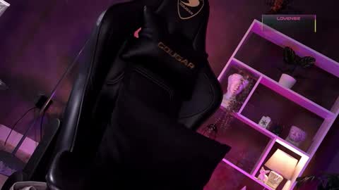 Snapshot of redjasmine_ chatting on October 2025 01:37:02 AM Red Jasmine online show from October 2025 01:37:02 AM