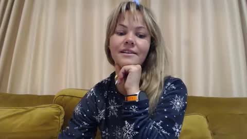 RedJessica online show from September 2025 05:31:01 AM