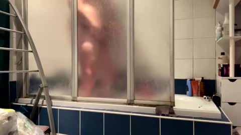 redlinex27 online show from December 2024 01:43:01 AM