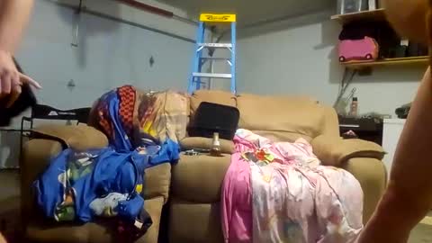 Snapshot of redrocketfirefox chatting on December 2024 05:48:01 AM Redrocket firefox online show from December 2024 05:48:01 AM