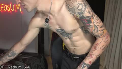 Red online show from May 2026 01:03:01 AM