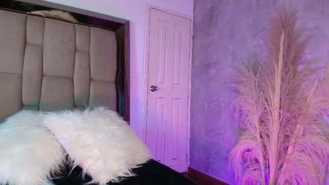 Snapshot of reds_velvet chatting on February 2026 03:36:02 AM RED VELVET online show from February 2026 03:36:02 AM