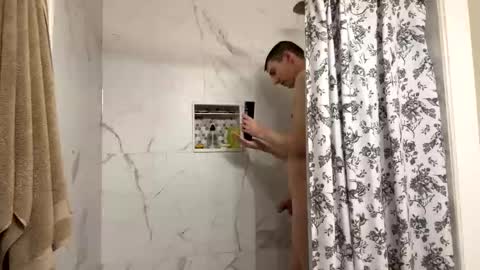 reelbigwang online show from October 2025 10:41:01 PM