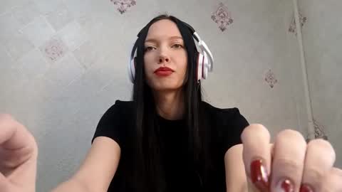 Snapshot of refugiorobey chatting on March 2026 08:18:02 AM Mia online show from March 2026 08:18:02 AM