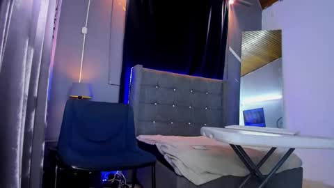 Snapshot of regan1_ chatting on September 2025 07:15:02 PM REGAN online show from September 2025 07:15:02 PM