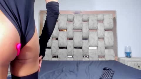 Snapshot of regantaylor chatting on November 2025 01:57:02 PM Regantaylor online show from November 2025 01:57:02 PM