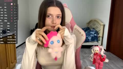 Lucy online show from September 2025 03:13:02 PM