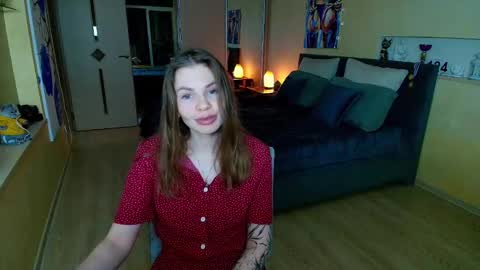 Regina online show from February 2025 03:25:01 AM