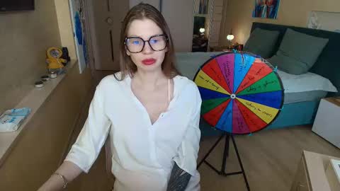 Regina online show from March 2026 05:35:01 AM