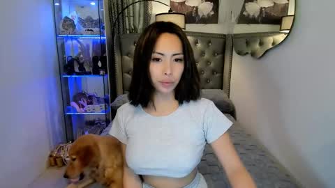 reighnempress online show from October 2025 02:20:01 AM