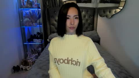 reighnempress online show from December 2025 02:50:02 AM