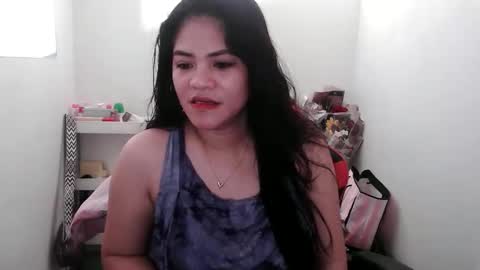 Snapshot of reign2525 chatting on November 2025 07:53:01 AM reign2525 online show from November 2025 07:53:01 AM