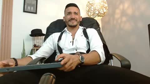   REIKO  online show from January 2025 08:54:01 PM