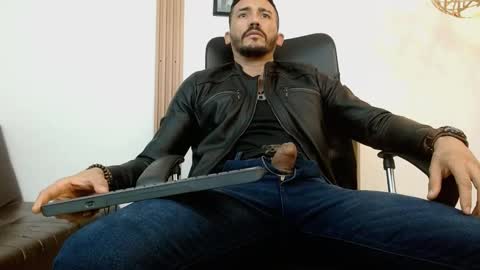   REIKO  online show from February 2025 11:14:02 PM