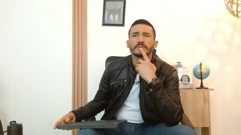   REIKO  online show from September 2025 02:44:02 PM