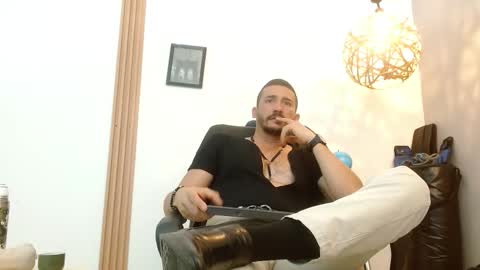   REIKO  online show from October 2025 02:58:02 PM