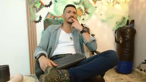   REIKO  online show from October 2025 03:13:01 PM