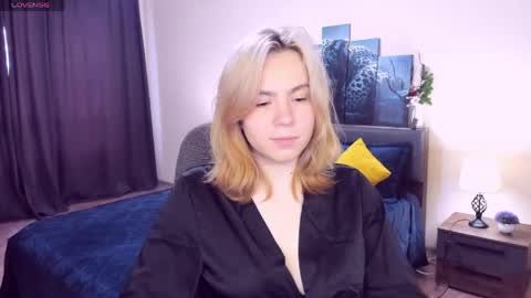 RemiPeach online show from May 2026 03:43:01 PM