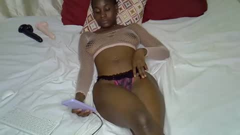 renal_queen online show from October 2025 10:03:02 PM