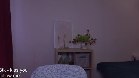 Renata online show from March 2026 12:44:02 PM