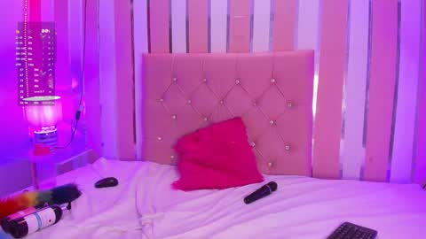 Renata online show from January 2025 04:20:01 PM