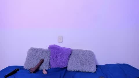 Renata  online show from April 2026 02:51:02 AM