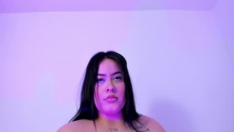 Snapshot of renata_reyes11 chatting on May 2026 04:19:02 AM Renata online show from May 2026 04:19:02 AM