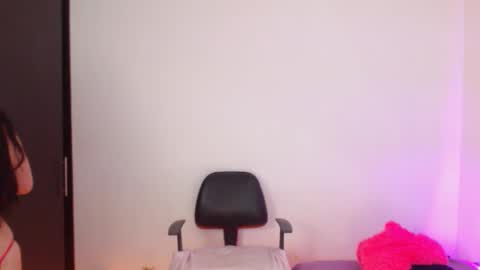 Snapshot of renata_ruiz chatting on October 2025 02:31:01 AM online show from October 2025 02:31:01 AM