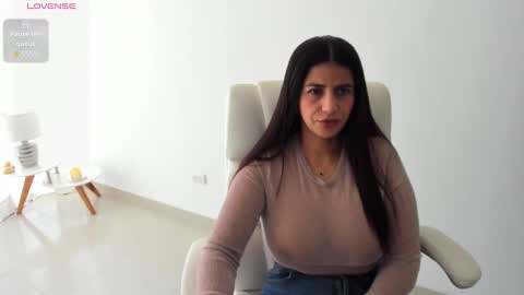 RENATA online show from March 2025 03:18:02 PM