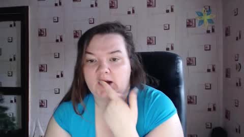 renataoia online show from February 2025 11:34:01 AM