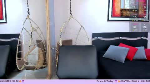 Snapshot of renataruiz_rr chatting on June 2026 12:04:01 PM online show from June 2026 12:04:01 PM