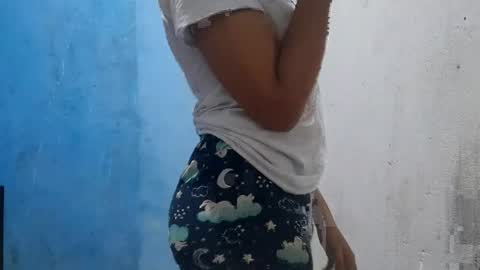 renaygelvin online show from April 2026 12:18:02 PM