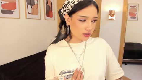 Renee Shelby online show from May 2026 09:42:01 PM