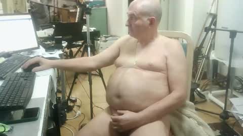 renefr online show from December 2025 06:16:01 PM