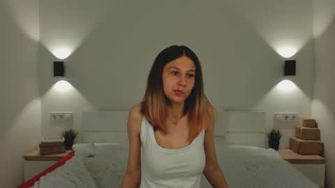 Snapshot of renettaschmeling chatting on May 2026 05:41:01 PM Christina online show from May 2026 05:41:01 PM